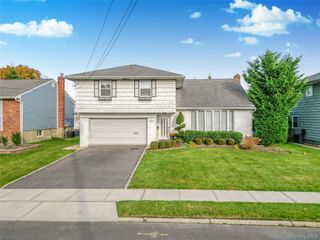 598 Church Avenue, Woodmere, NY 11598