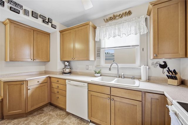 2411 Bever Avenue SE, Cedar Rapids, IA 52403