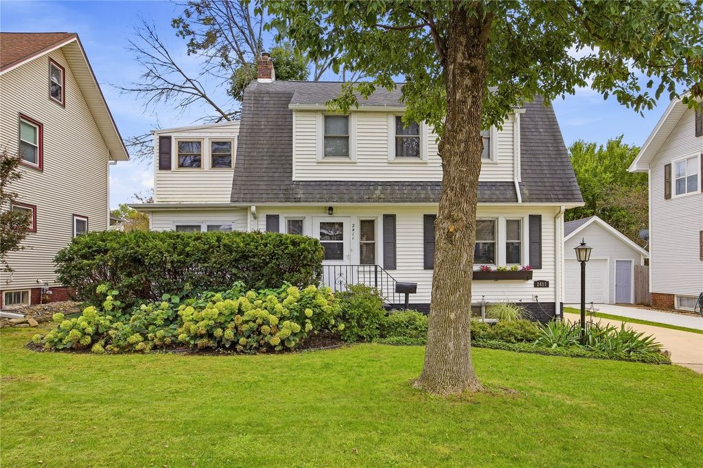 2411 Bever Avenue SE, Cedar Rapids, IA 52403