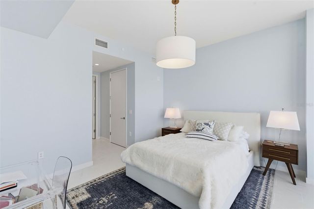 400 CENTRAL AVENUE 1504, St Petersburg, FL 33701