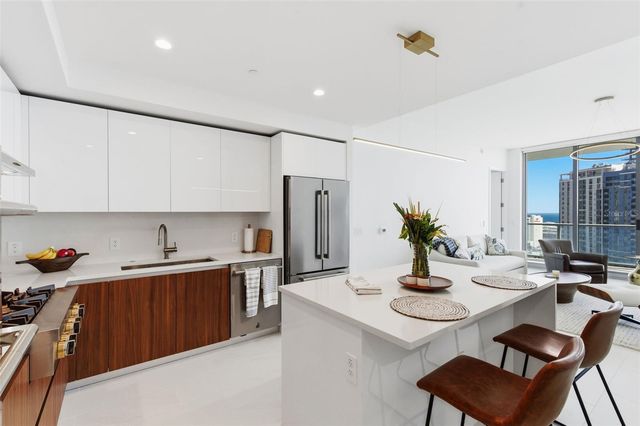 400 CENTRAL AVENUE 1504, St Petersburg, FL 33701