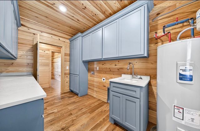 190 Park Dr, Silver Point, TN 38582