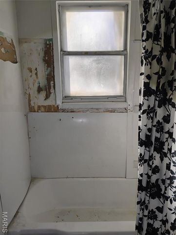 2014 Kappel Drive, St Louis, MO 63136