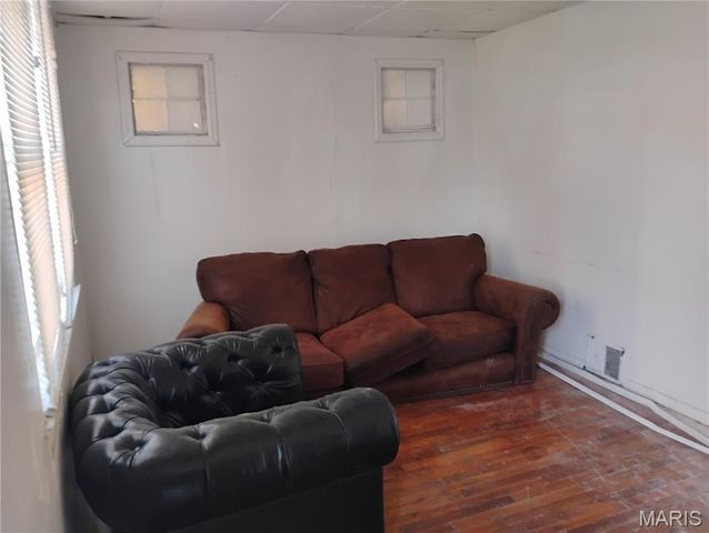 2014 Kappel Drive, St Louis, MO 63136