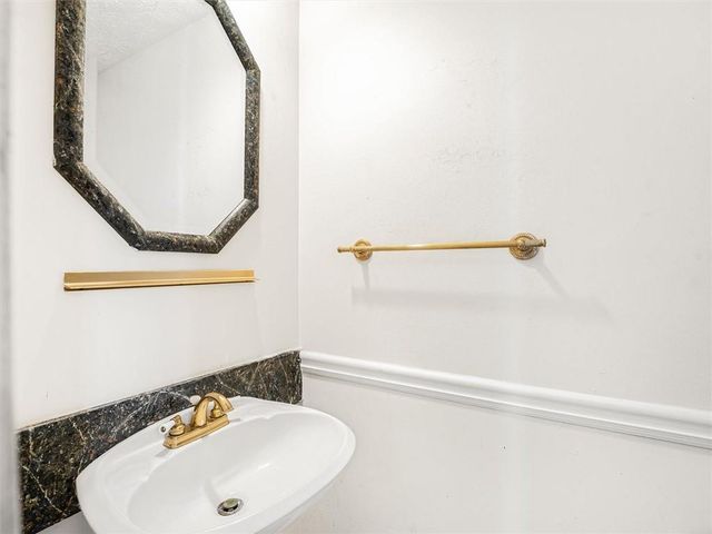 3920 Sidney Lanier Boulevard, Duluth, GA 30096