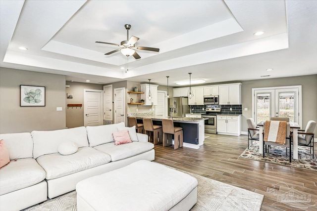 5063 Bonita Ave, Gulf Breeze, FL 32563