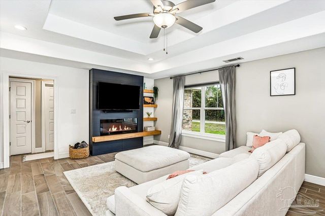 5063 Bonita Ave, Gulf Breeze, FL 32563