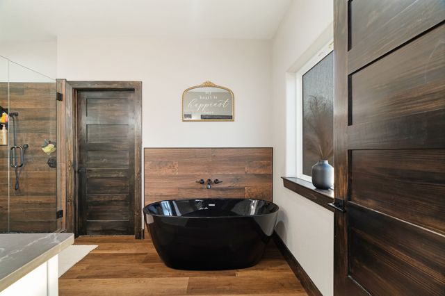 860 County Road 2420, Honey Grove, TX 75446