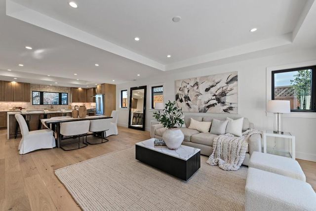 2090 Potomac Way, San Mateo, CA 94403