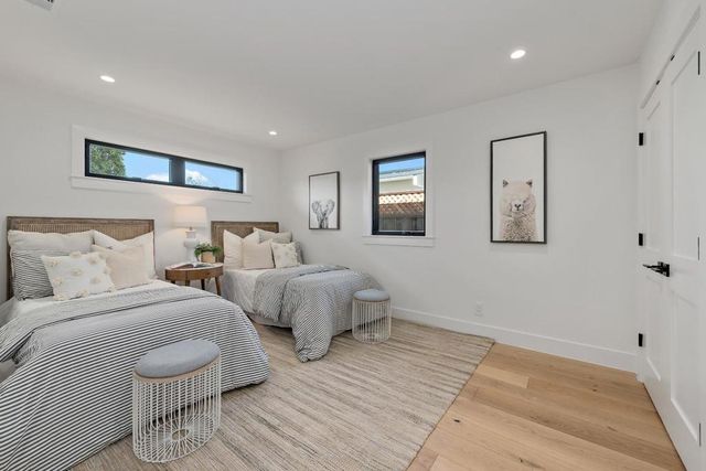 2090 Potomac Way, San Mateo, CA 94403