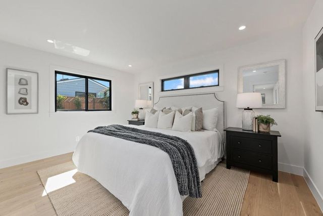 2090 Potomac Way, San Mateo, CA 94403