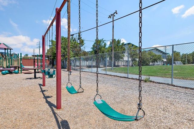 2090 Potomac Way, San Mateo, CA 94403