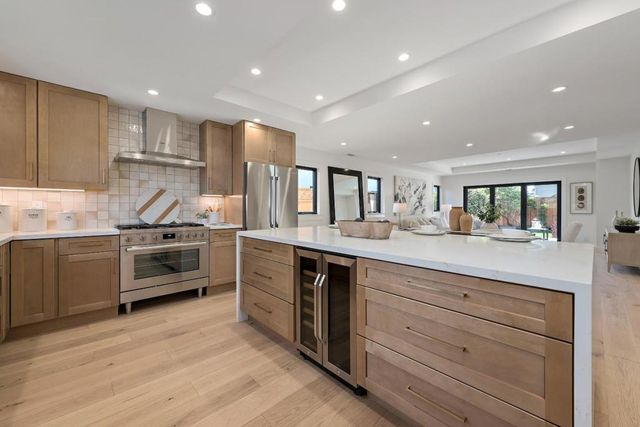 2090 Potomac Way, San Mateo, CA 94403