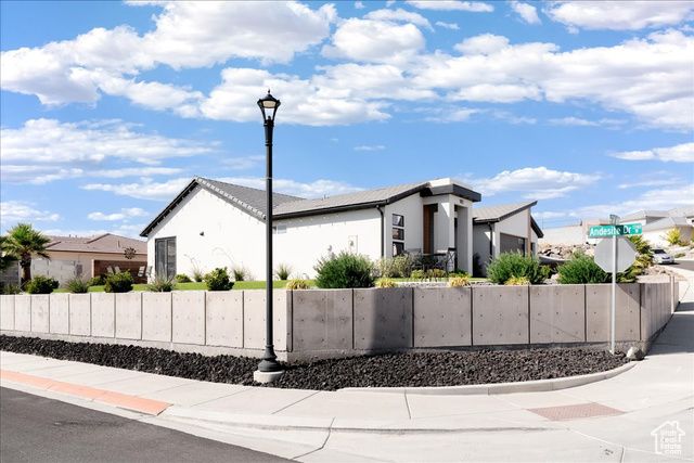 1823 W 180 N ST, Hurricane, UT 84737