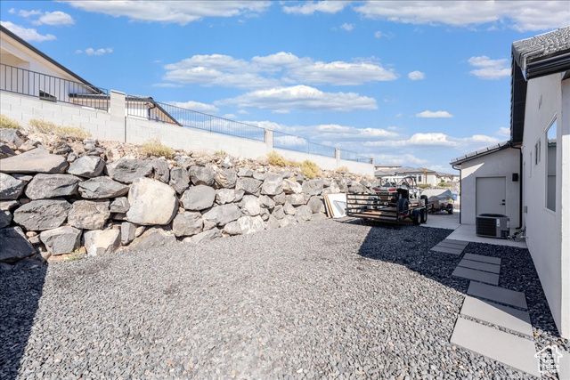 1823 W 180 N ST, Hurricane, UT 84737