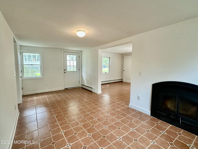 377 N Main Street, Barnegat, NJ 08005