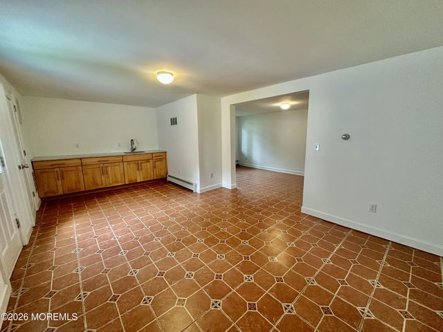 377 N Main Street, Barnegat, NJ 08005