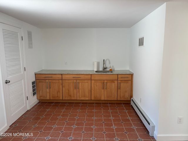377 N Main Street, Barnegat, NJ 08005