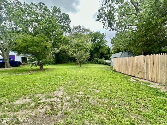 377 N Main Street, Barnegat, NJ 08005