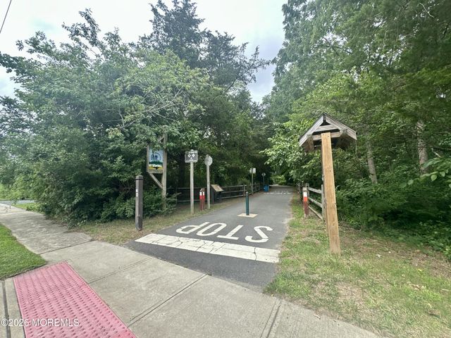 377 N Main Street, Barnegat, NJ 08005