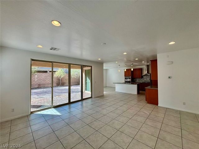 6331 White Lies Street, Las Vegas, NV 89113