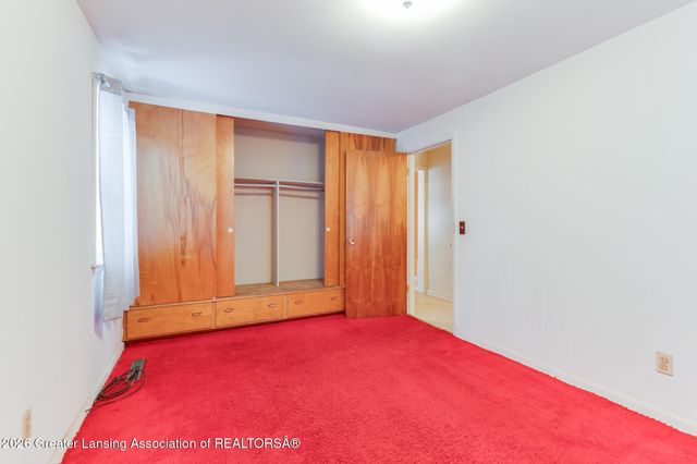 3907 Glenwood Avenue, Lansing, MI 48910