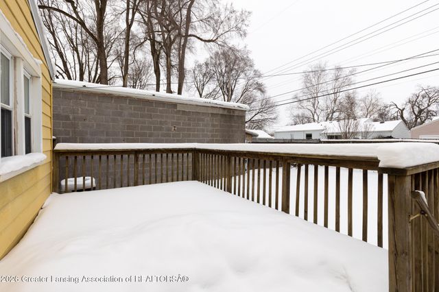 3907 Glenwood Avenue, Lansing, MI 48910