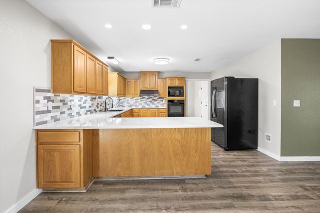 433 W Klein Rd, New Braunfels, TX 78130