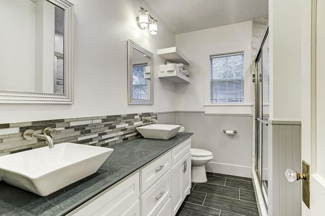 801 Le Green Street, Houston, TX 77008