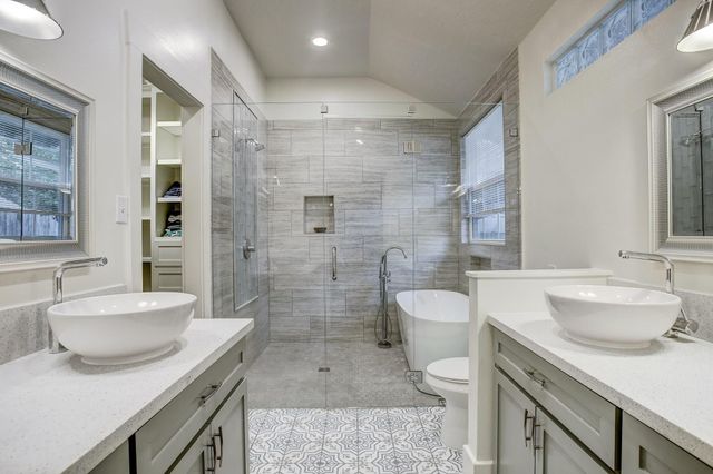 801 Le Green Street, Houston, TX 77008