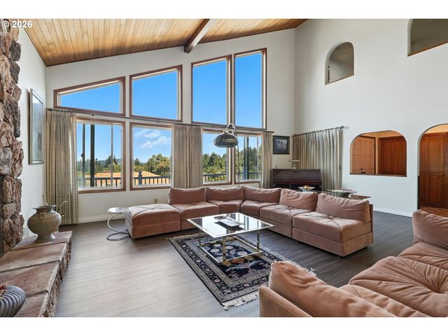 9838 Se CLATSOP St, Portland, OR 97266