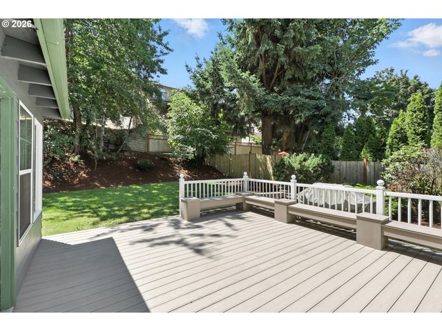 9838 Se CLATSOP St, Portland, OR 97266