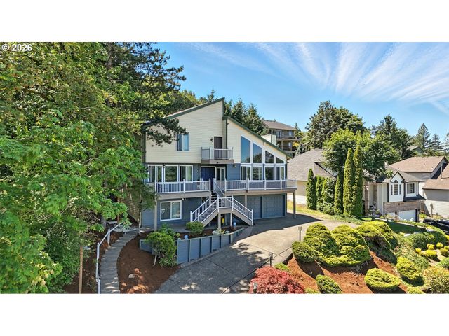 9838 Se CLATSOP St, Portland, OR 97266