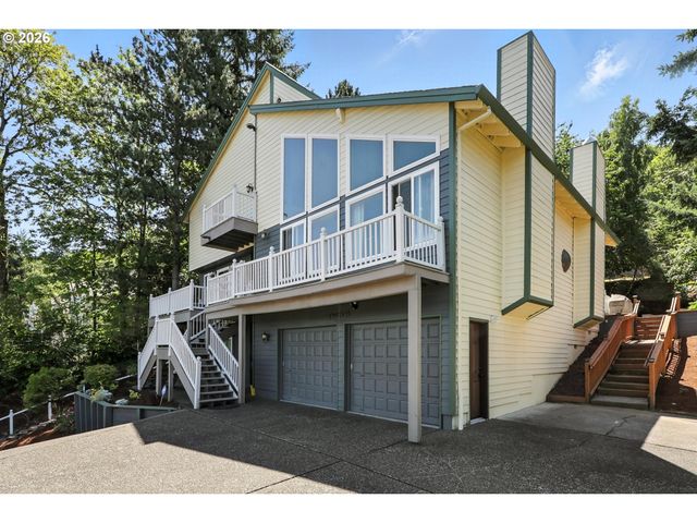 9838 Se CLATSOP St, Portland, OR 97266