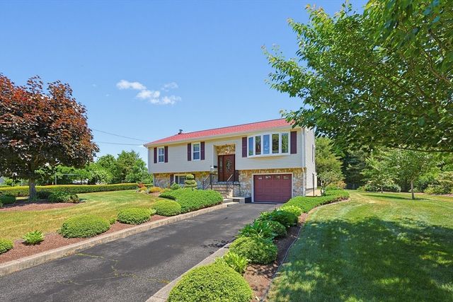 22 Fisher Street, Attleboro, MA 02703