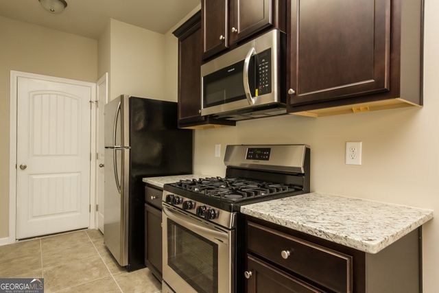 107 Bradford Court, Dallas, GA 30157