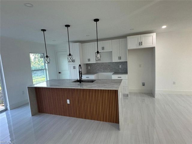 1224 Eburn ST E, Lehigh Acres, FL 33974