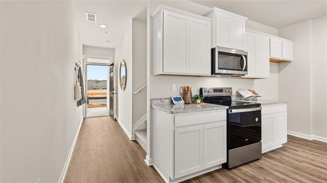 277 Sound Circle, Stockbridge, GA 30281