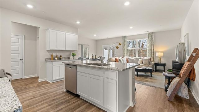 277 Sound Circle, Stockbridge, GA 30281