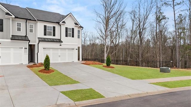 277 Sound Circle, Stockbridge, GA 30281
