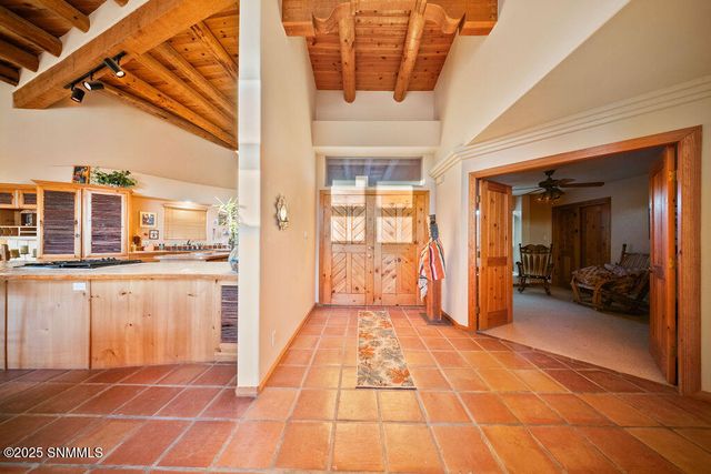 4445 Echo Canyon Road, Las Cruces, NM 88011