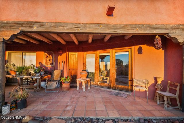 4445 Echo Canyon Road, Las Cruces, NM 88011