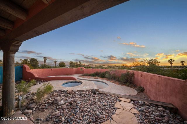 4445 Echo Canyon Road, Las Cruces, NM 88011