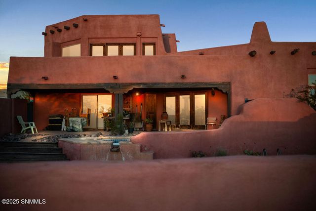 4445 Echo Canyon Road, Las Cruces, NM 88011