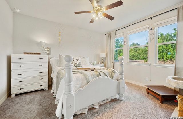 3602 High Cloud Dr, New Braunfels, TX 78130