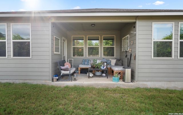 3602 High Cloud Dr, New Braunfels, TX 78130
