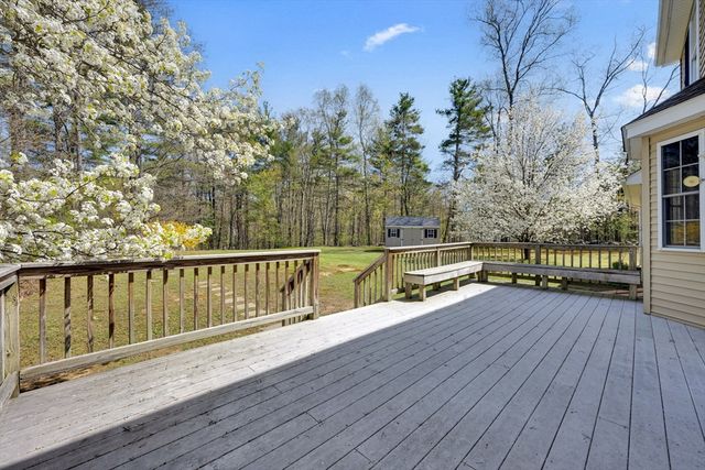 93 Haggerty Rd, Charlton, MA 01507
