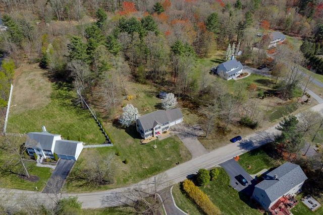 93 Haggerty Rd, Charlton, MA 01507