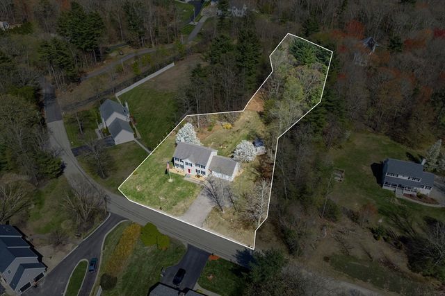 93 Haggerty Rd, Charlton, MA 01507