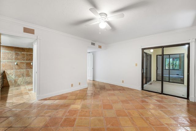16 Via Lago, Boynton Beach, FL 33435